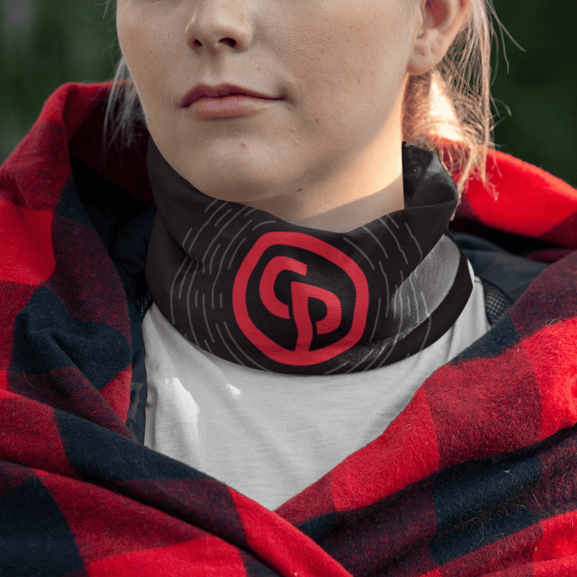 black multiwear with chicago pneumatic logo in red on model close up